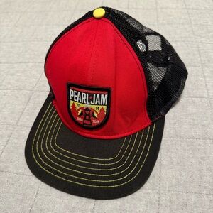 USED. 2014 Pearl Jam trucker hat. One size fits all.
